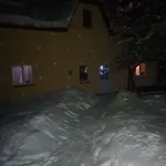 біля комори Maison d'hôtes *